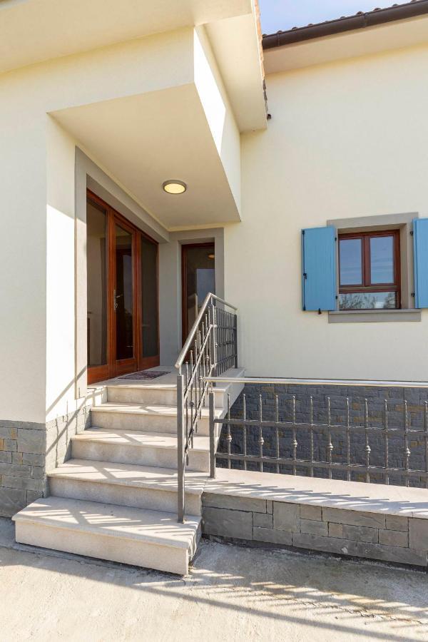 Apartma Koper Pobegi Екстер'єр фото